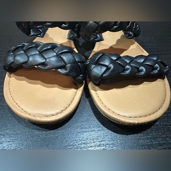 Sandal bundle, brown and black, size 10 - Picture 4 of 8